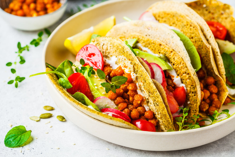 ROASTED CAULIFLOWER AND GARBANZO BEANS IN PAPADUM TACOS! 